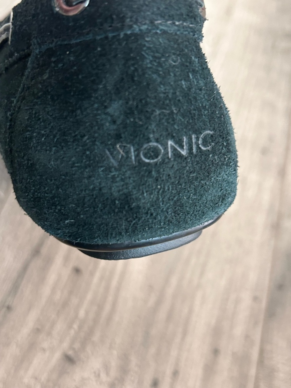Vionic Virginia Black Suede Drivers Loafer Moccasin Size 9.5 - Picture 6 of 8